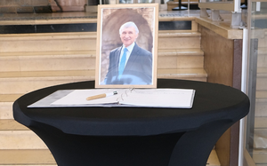 Hommage à Monsieur Guy Larmanjat