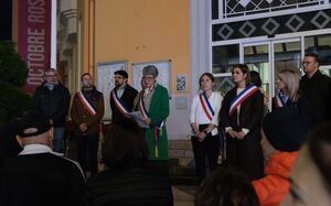 Rassemblement en hommage aux victimes de Trappes